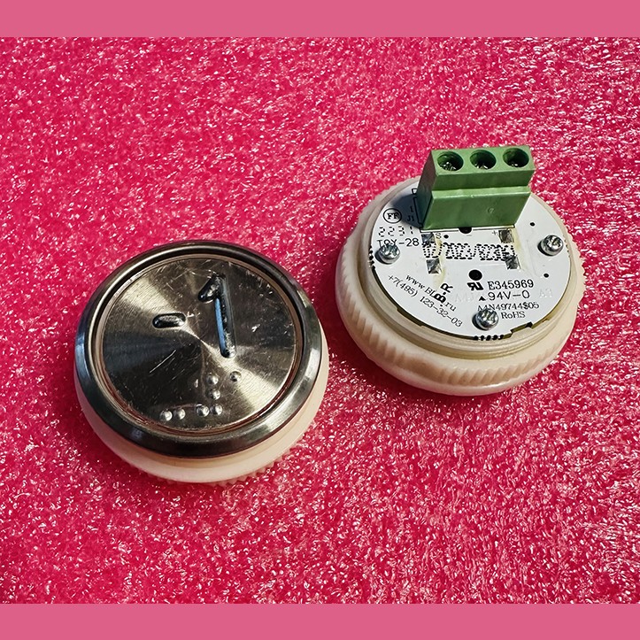 Модуль кнопочный A4N49744$05 красная подсветка Брайль "-1" BBP-R331-CMPLT-D-R-M1 (EA2406S-D-R-M1) ЩЛЗ